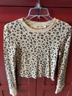 Ribbed Long-Sleeve Leopard Crop Top - Beige/Black - Size Medium